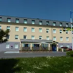 En Champagne Hotel