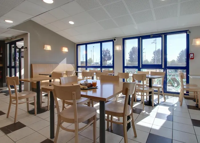 En Champagne Hotel 2*